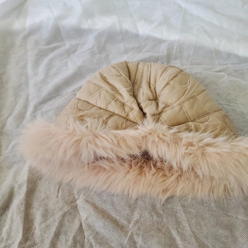 Hat - Picture 4 of 10
